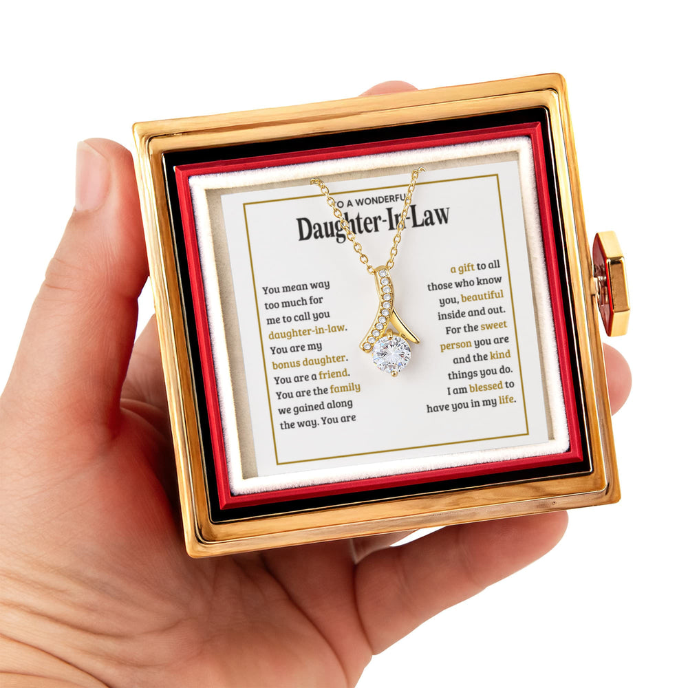 TO MY DAUGHTER IN LAW SWEET PERSON ALLURING BEAUTY NECKLACE ROSE BOX GIFT SET