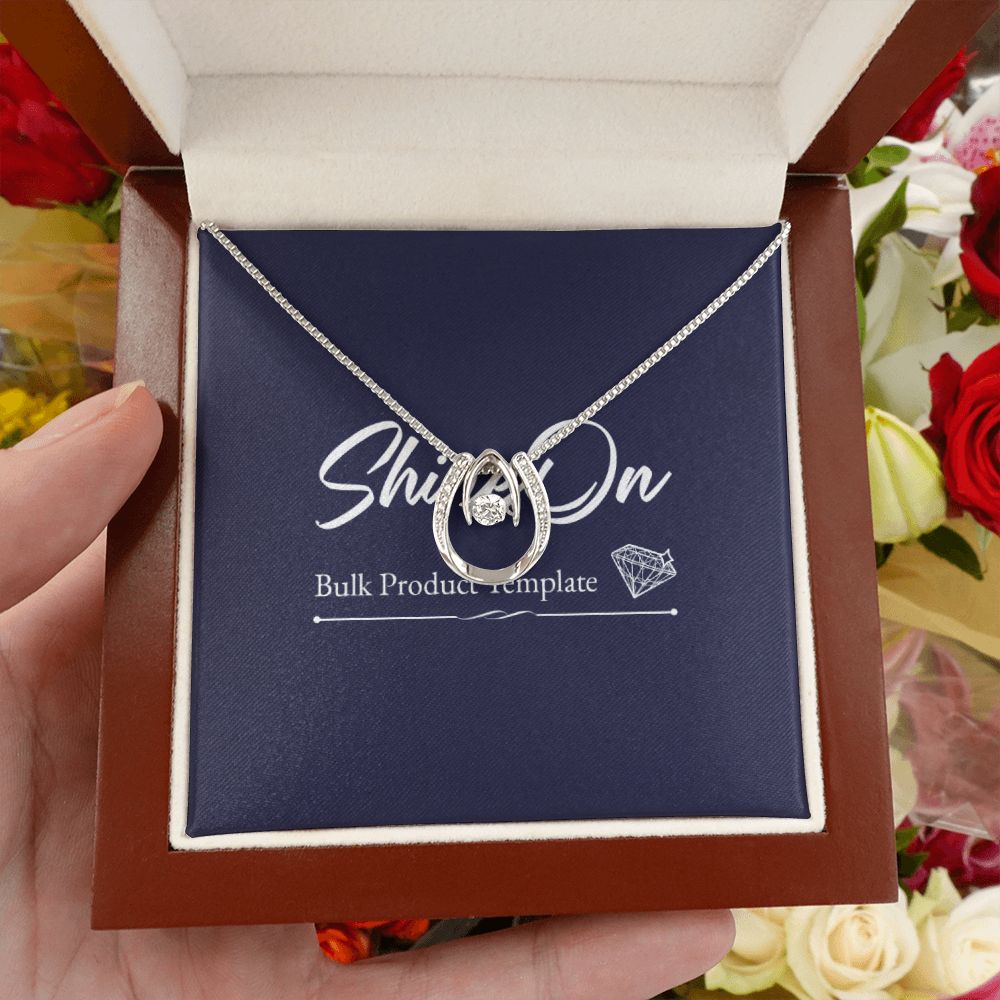 LUCKY IN LOVE NECKLACE GIFT SET