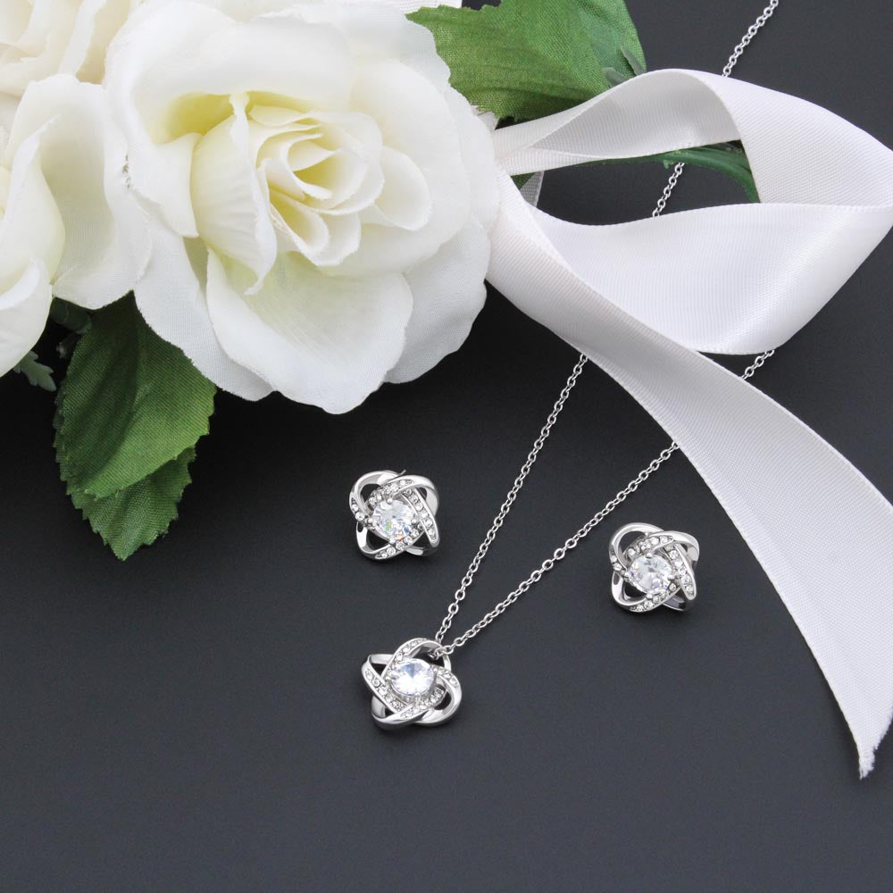 TO MY GRANDMA NEVER ENDING GOLD LOVE KNOT EARRING NECKLACE GIFT SET