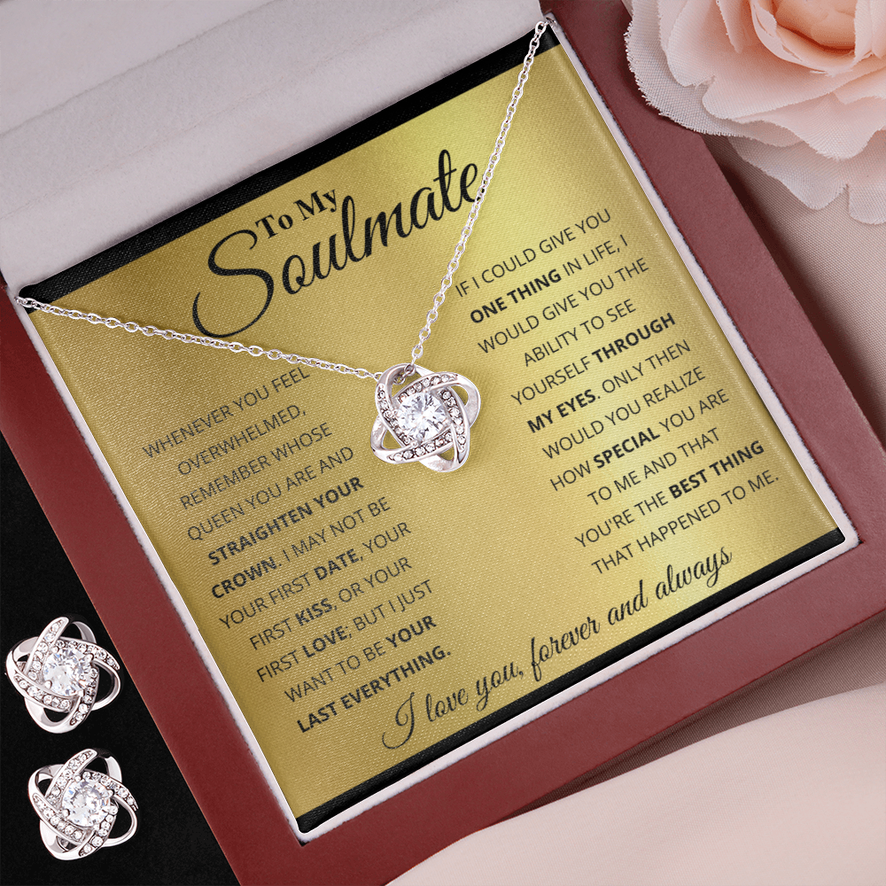 SOULMATE GOLD LOVE KNOT NECKLACE AND EARRINGS SET