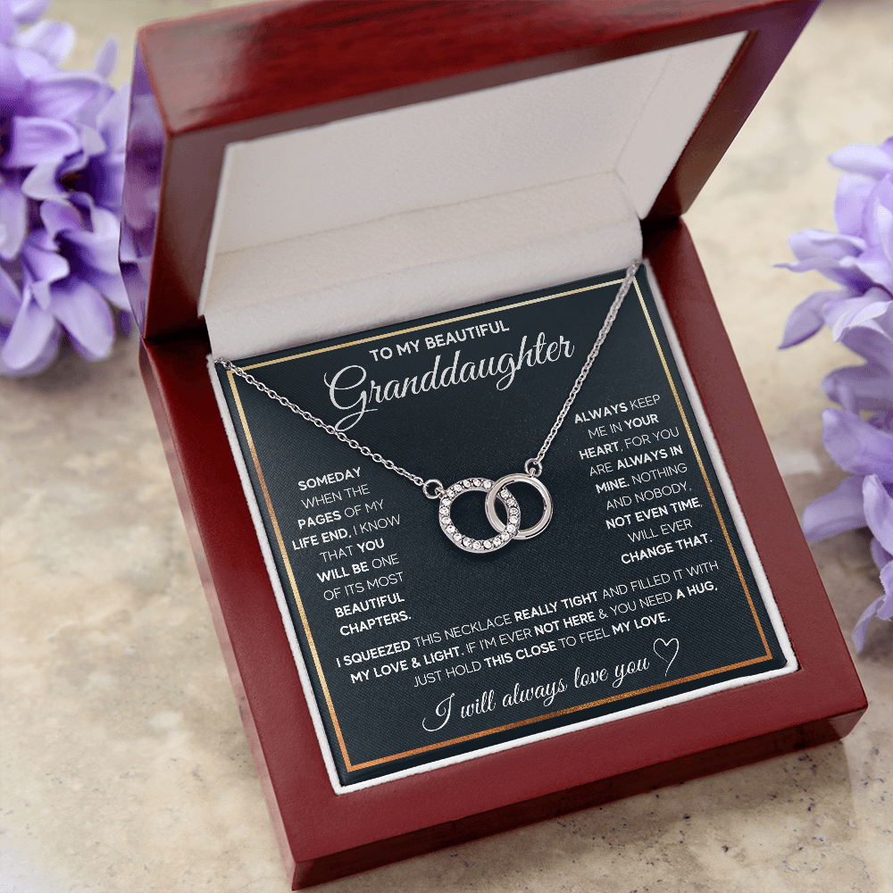 TO MY GRANDDAUGHTER SQUEEZED PERFECT PAIR NECKLACE GIFT SET
