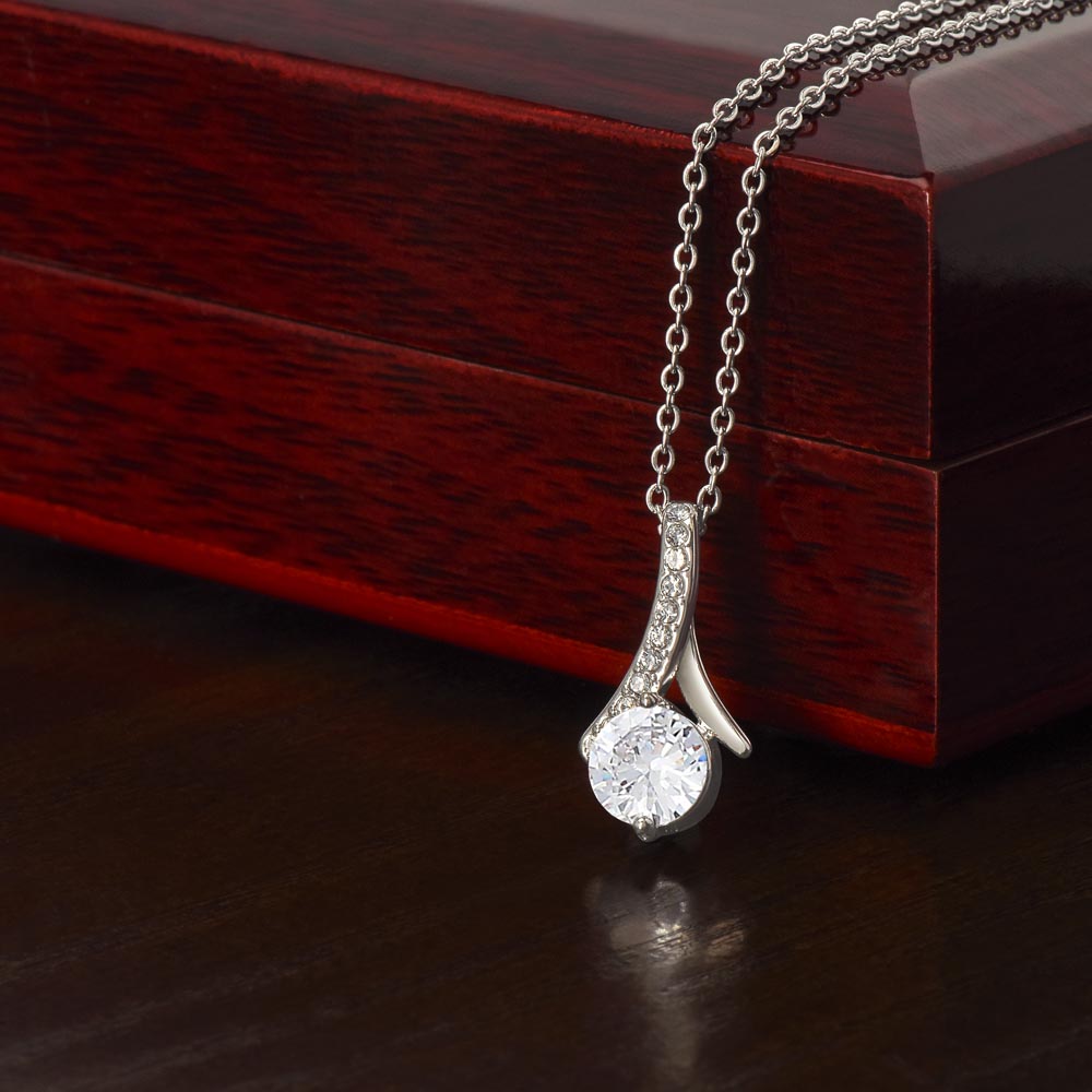 TO MY MOM LITTLE BOY ALLURING NECKLACE GIFT SET