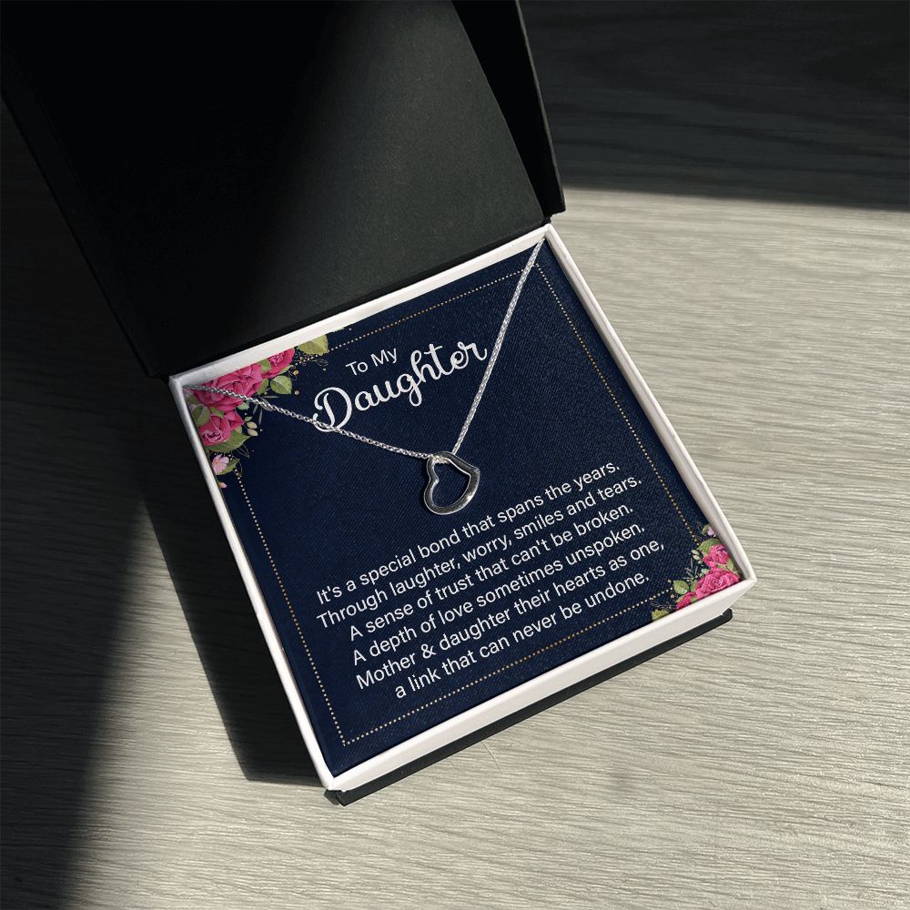 DAUGHTER BOND DELICATE HEART