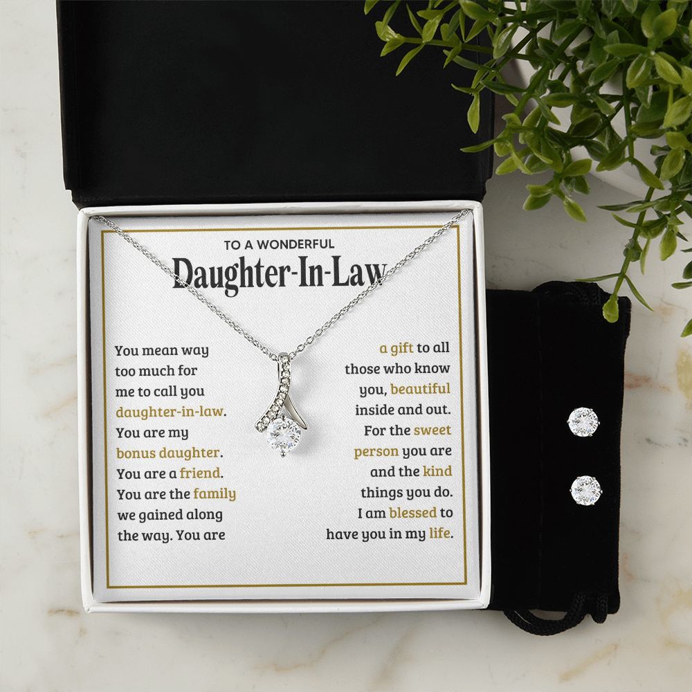 TO MY DAUGHTER IN LAW SWEET PERSON ALLURING BEAUTY NECKLACE AND EARRINGS GIFT SET