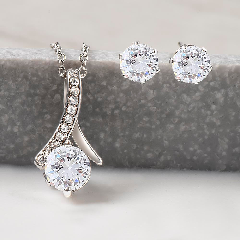 TO MY MOM LITTLE GIRL ALLURING BEAUTY NECKLACE AND EARRINGS GIFT SET