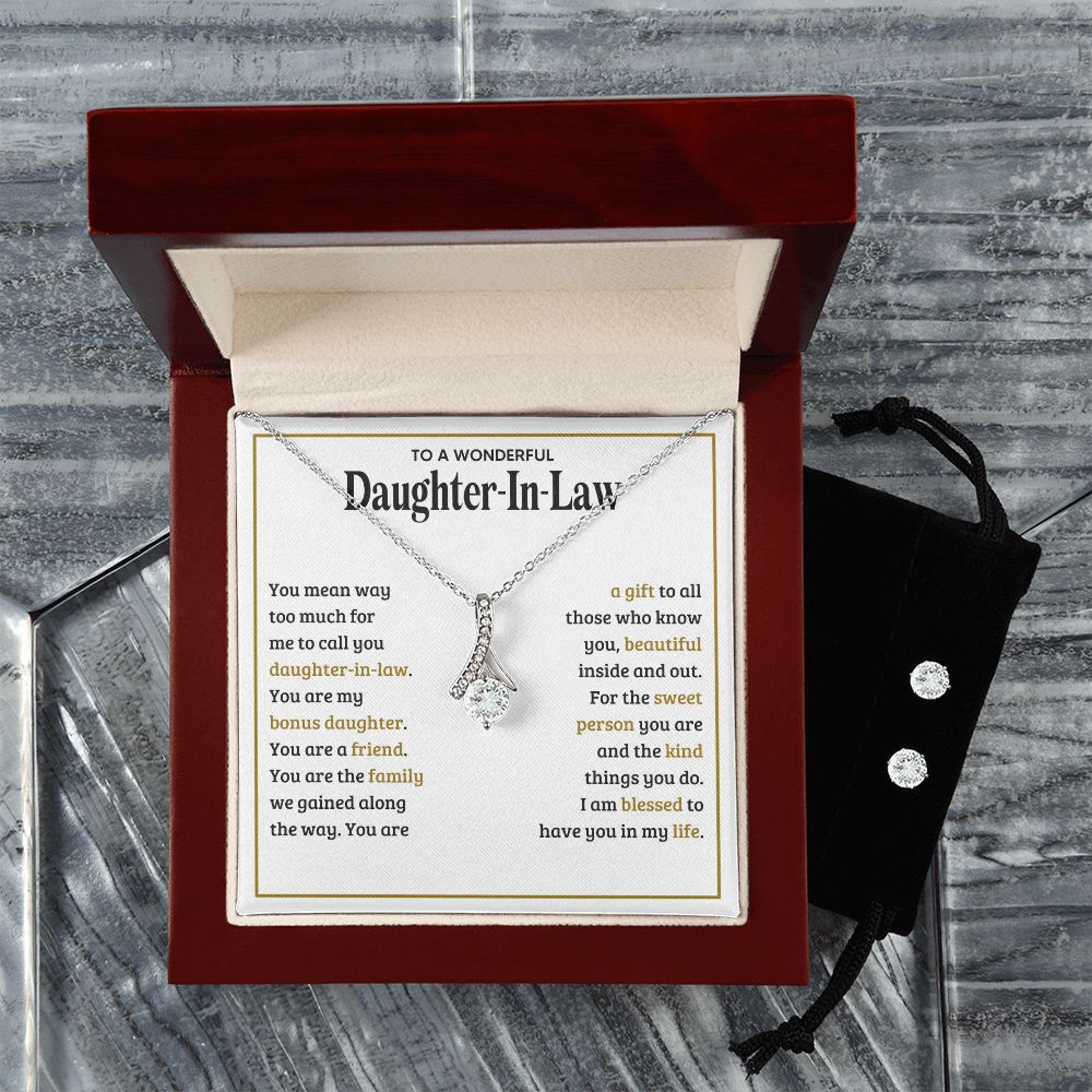 TO MY DAUGHTER IN LAW SWEET PERSON ALLURING BEAUTY NECKLACE AND EARRINGS GIFT SET