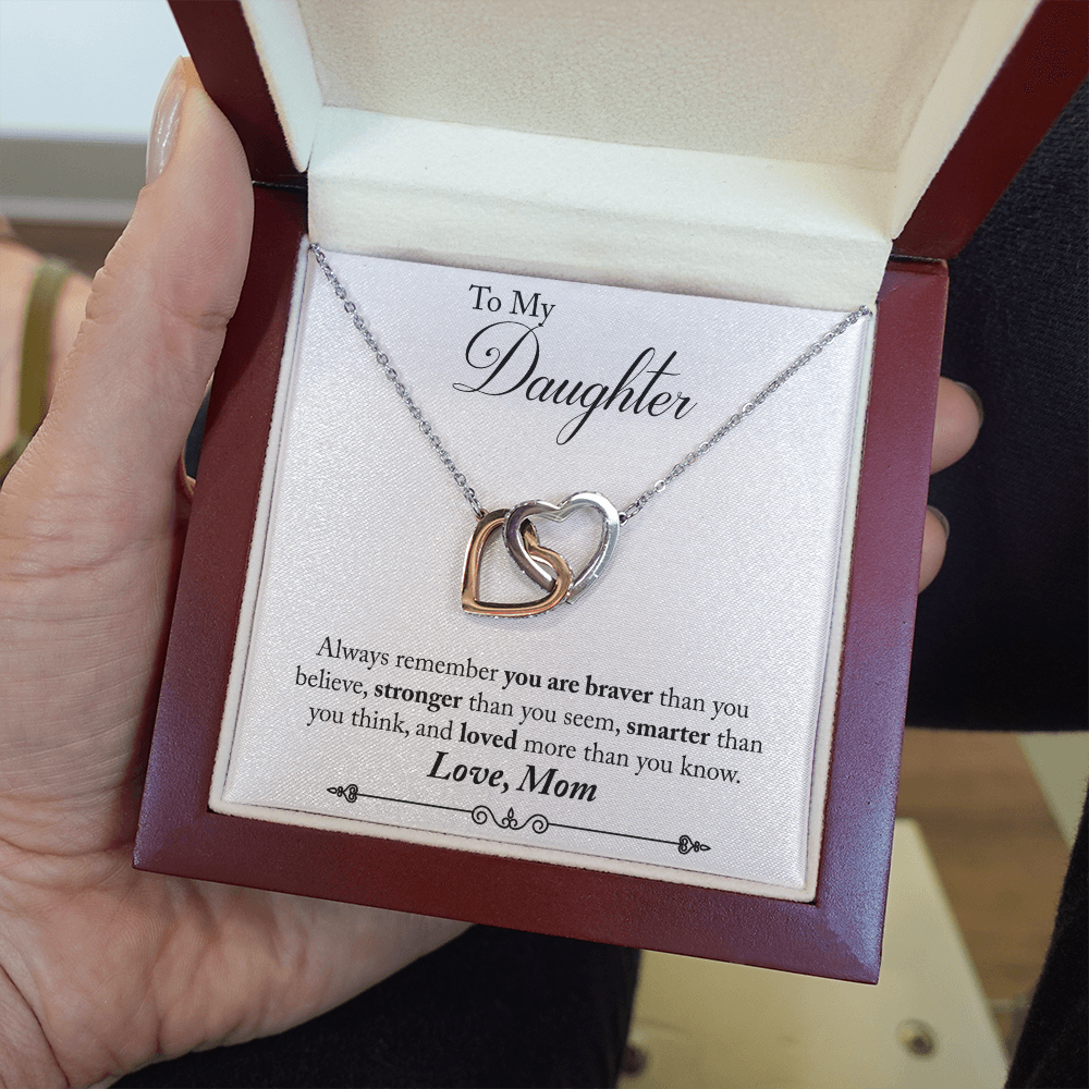 TO MY DAUGHTER BRAVER INTERLOCKING NECKLACE GIFT SET